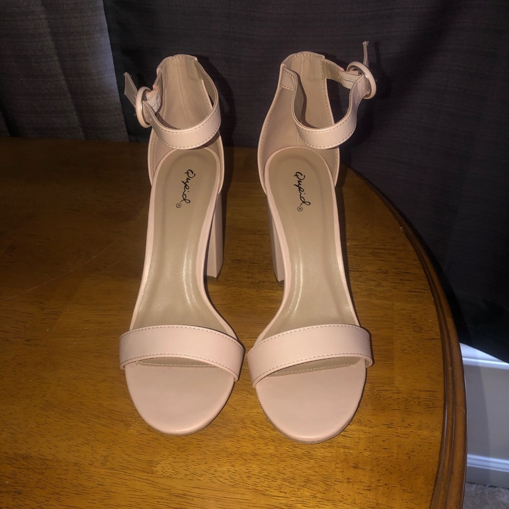 Vici nude heels